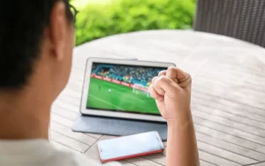 Football games online