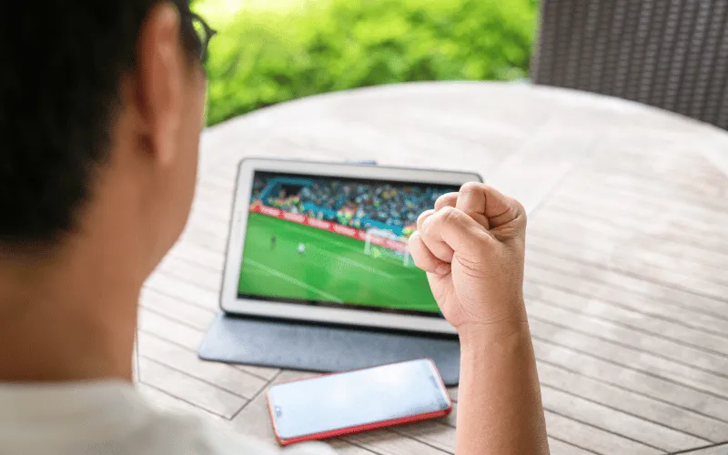 Football games online